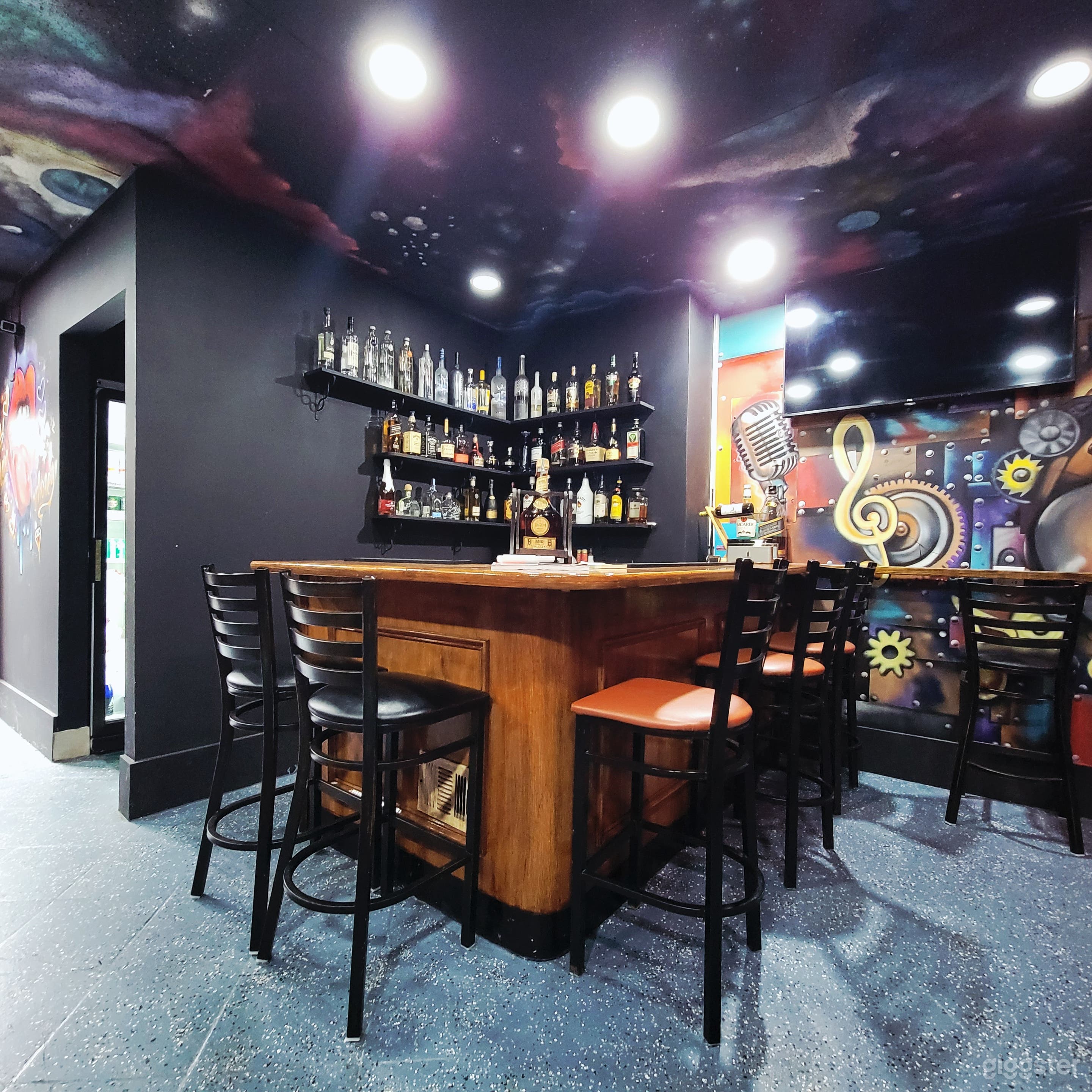 ✨ Hidden Backyard Gem in Astoria-Speakeasy Style Photo 4