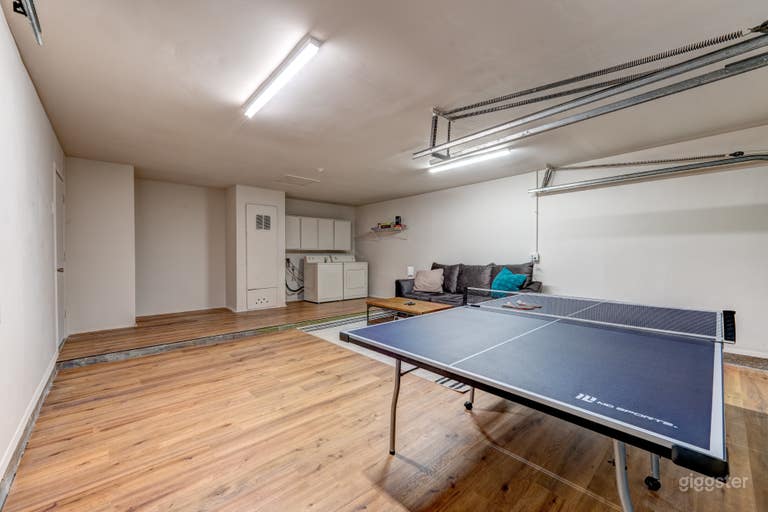  Colorful 3 Bed/2 Bath Home w/ Large Floored Garage 