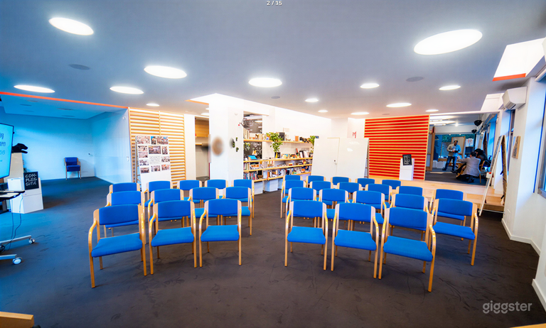  Versatile Creative Space 