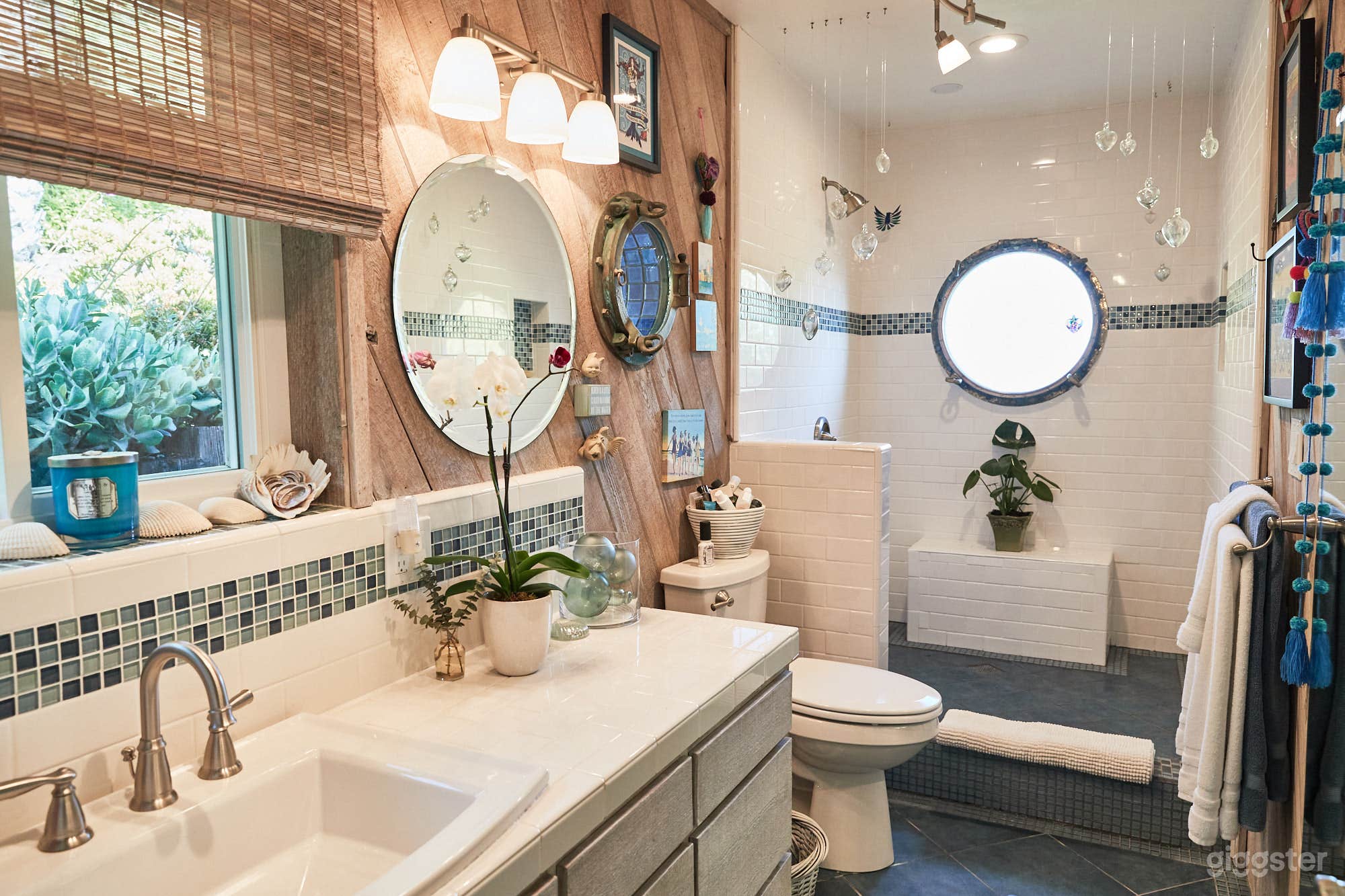 Unique Beach Front House w/ Endless Character Photo 4