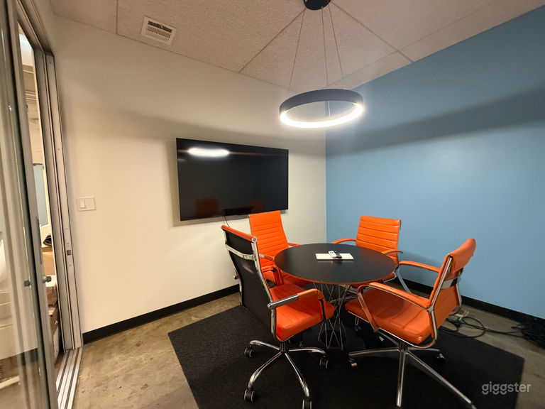  Downtown Santa Monica Small Meeting Room 