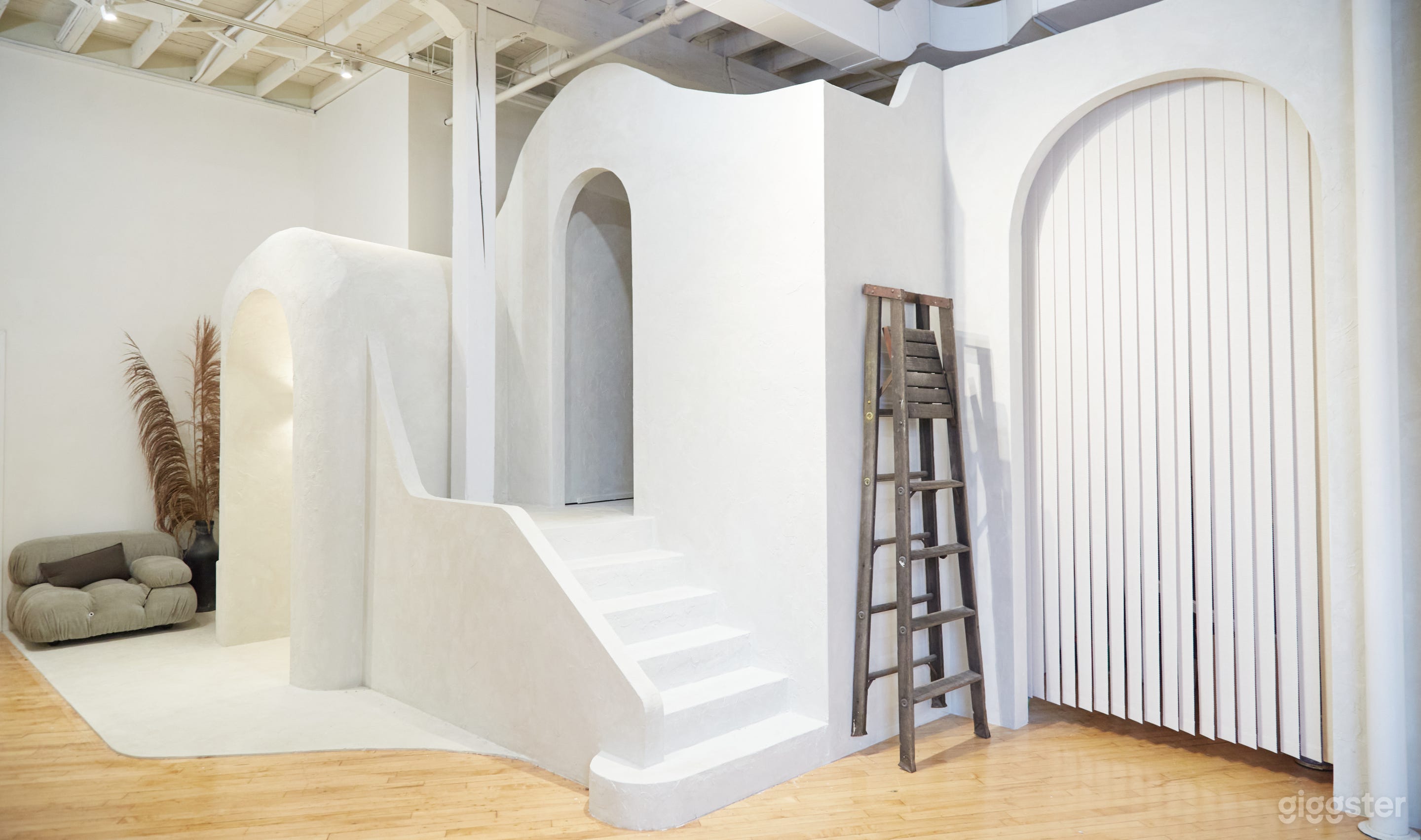 Spacious Photography Studio &amp; Workspace Photo 3