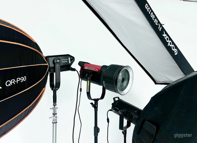  Estudio de Foto y Video 50m² con Iluminación Profesional – París 18 