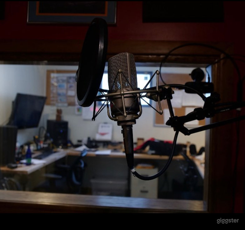 Pod Room Audio Podcasts Photo 4