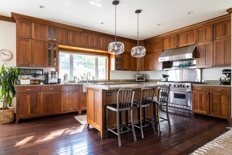  Viking Appliance Designer Kitchen 