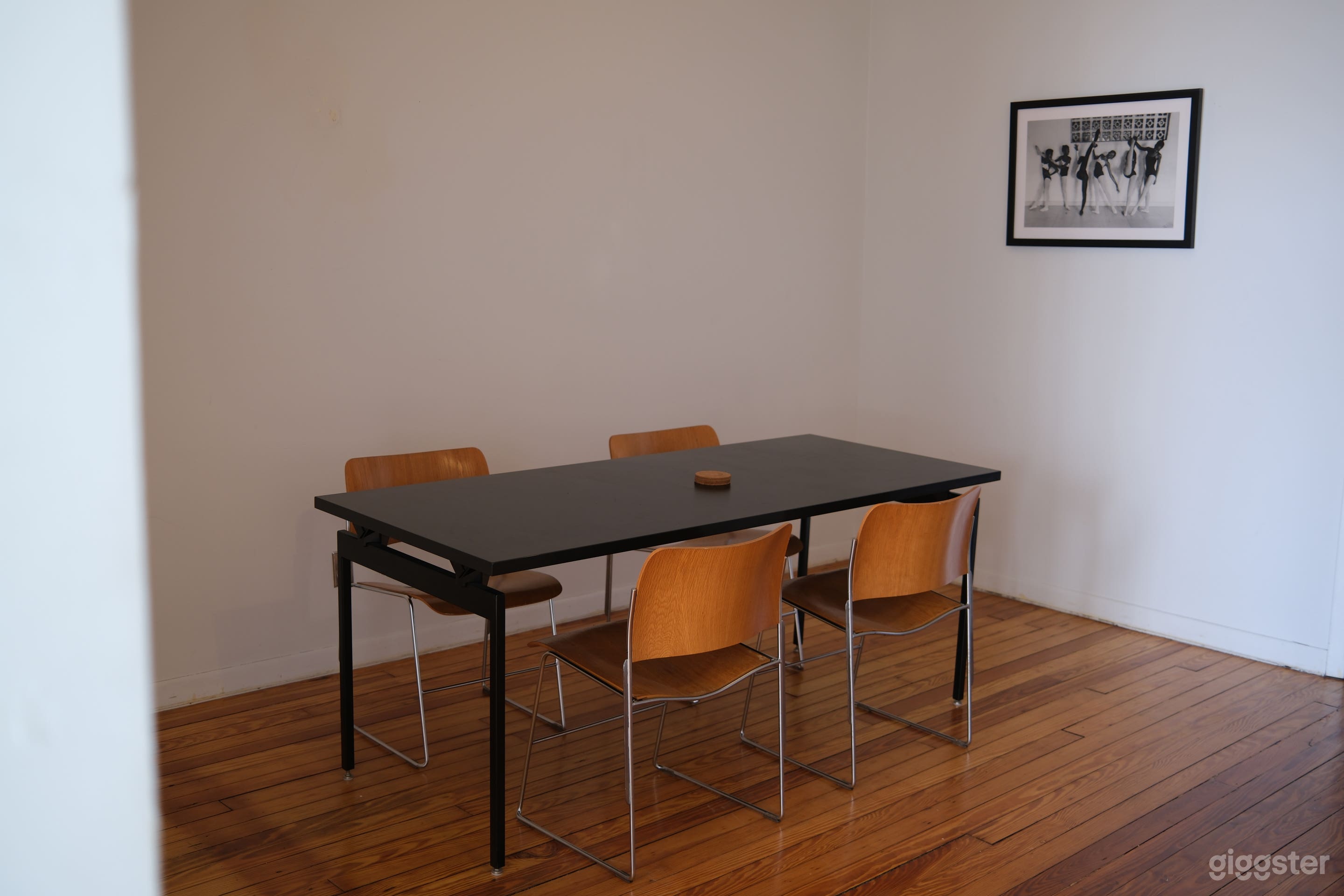 Bright and Airy Design Forward Apartment Photo 3