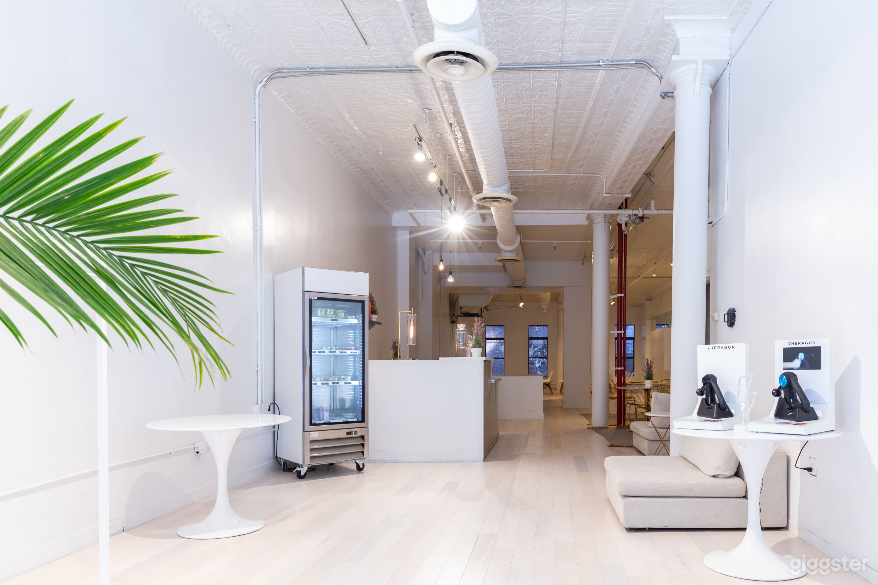 Beautiful Pop up, Event, & Filming Space Photo 1