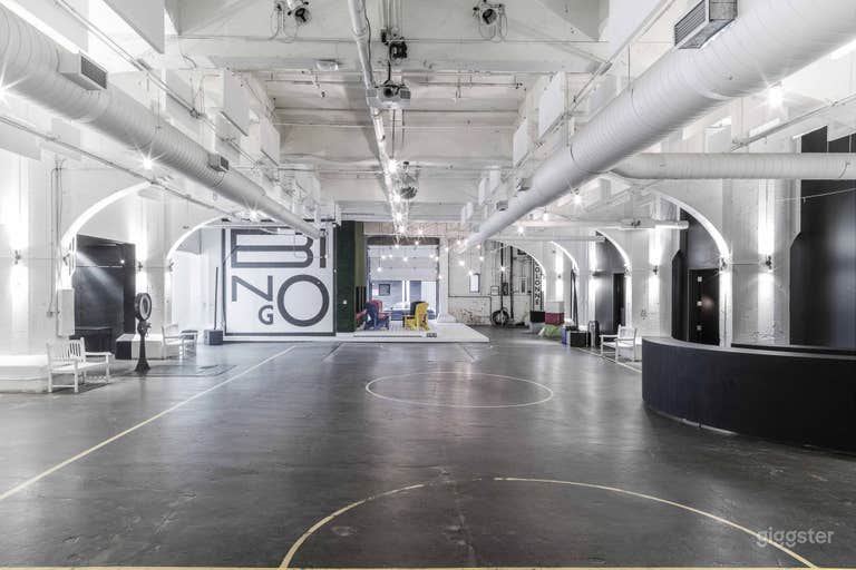  Modern industrial event space in old Montreal 