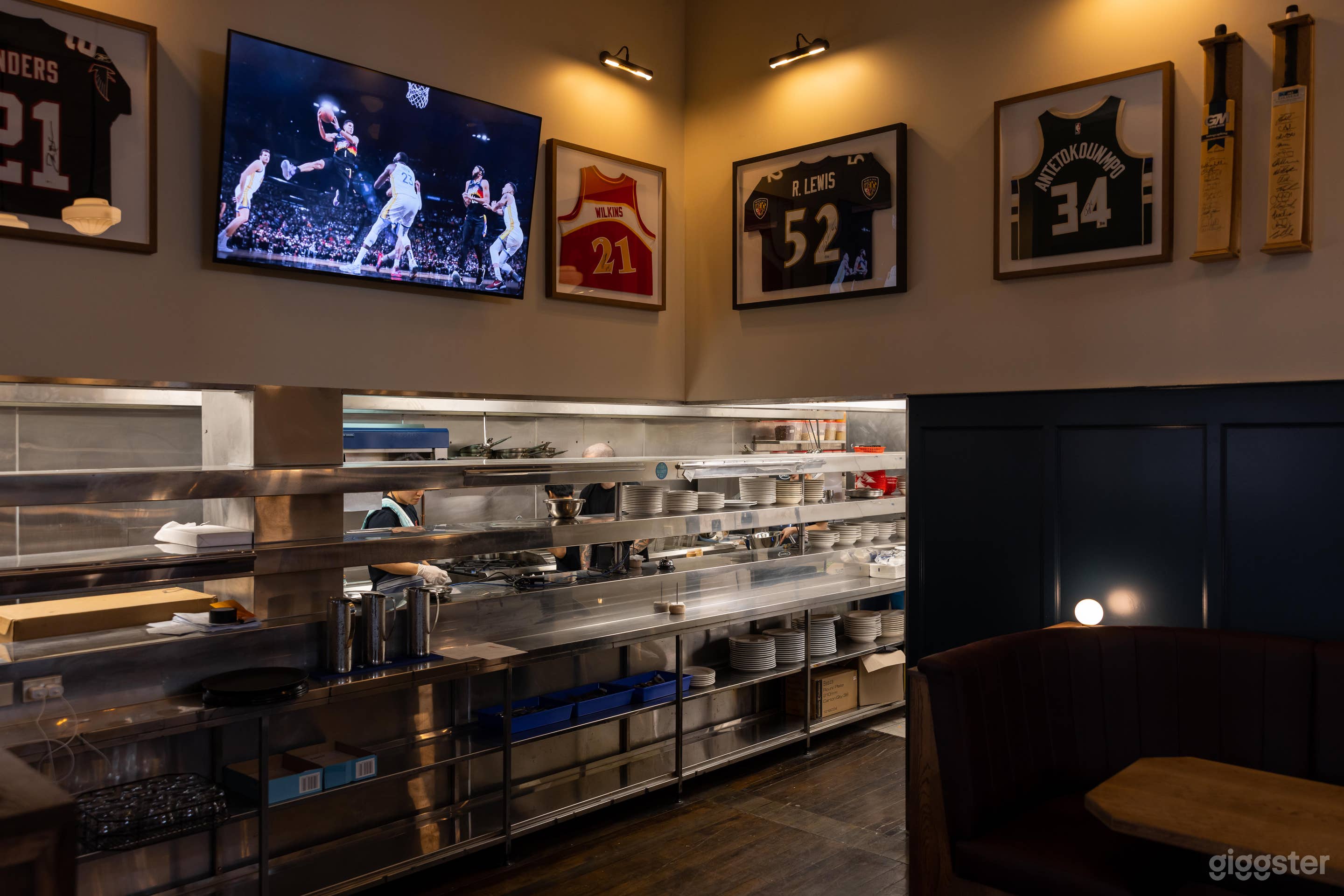 Sports Bar and Diner at Eden Terrace Photo 2