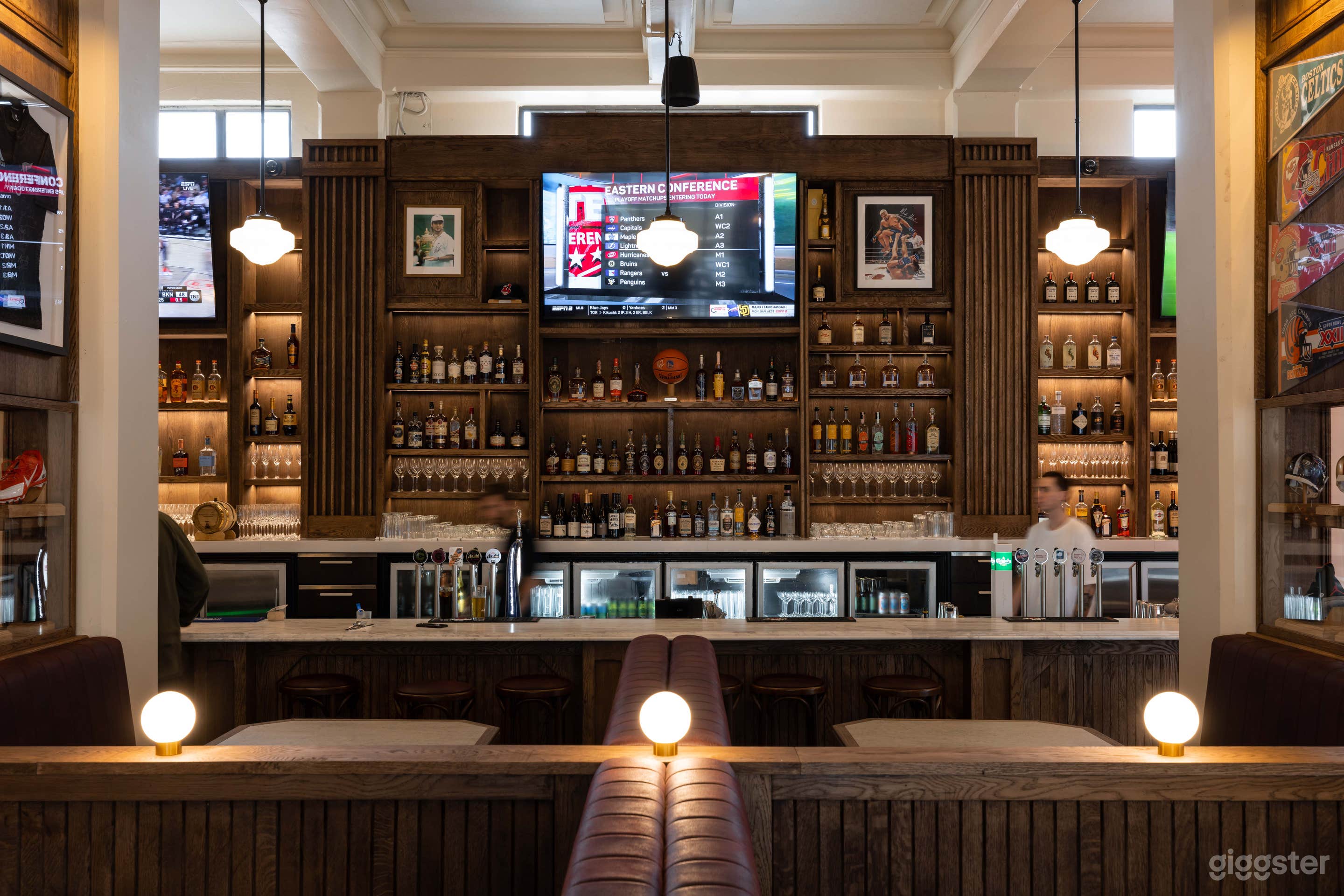 Sports Bar and Diner at Eden Terrace Photo 3