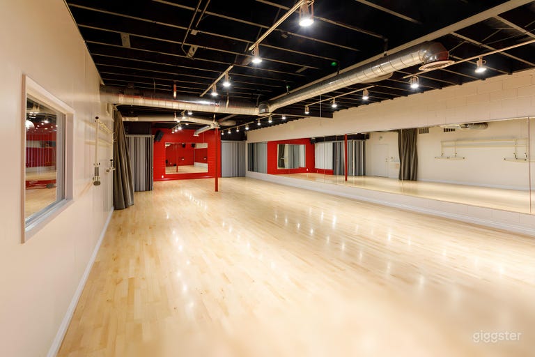  Sala Latina 
1250 sq ft
 