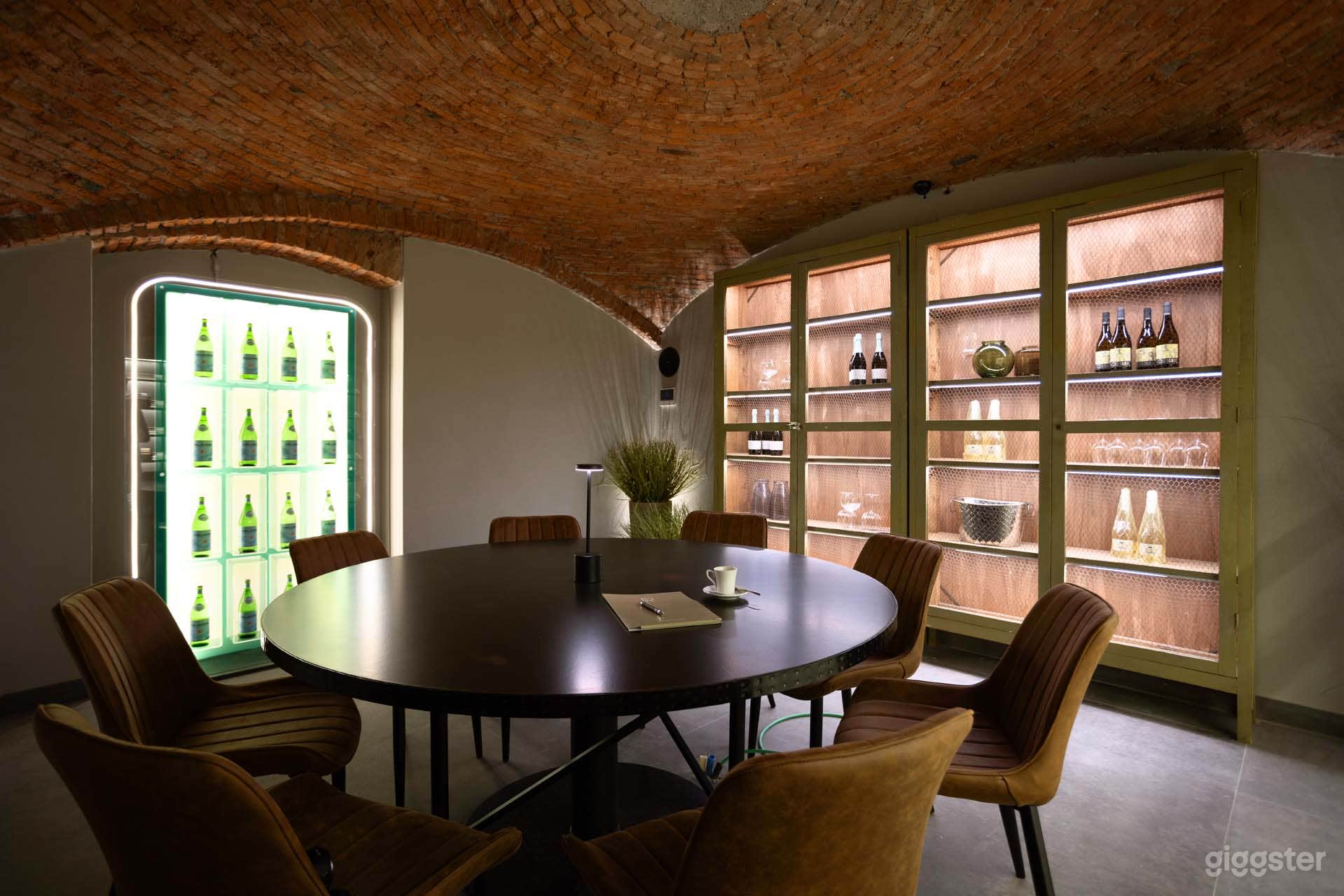Foto di The Cave – Elegante Cantina e Sala Privata 2