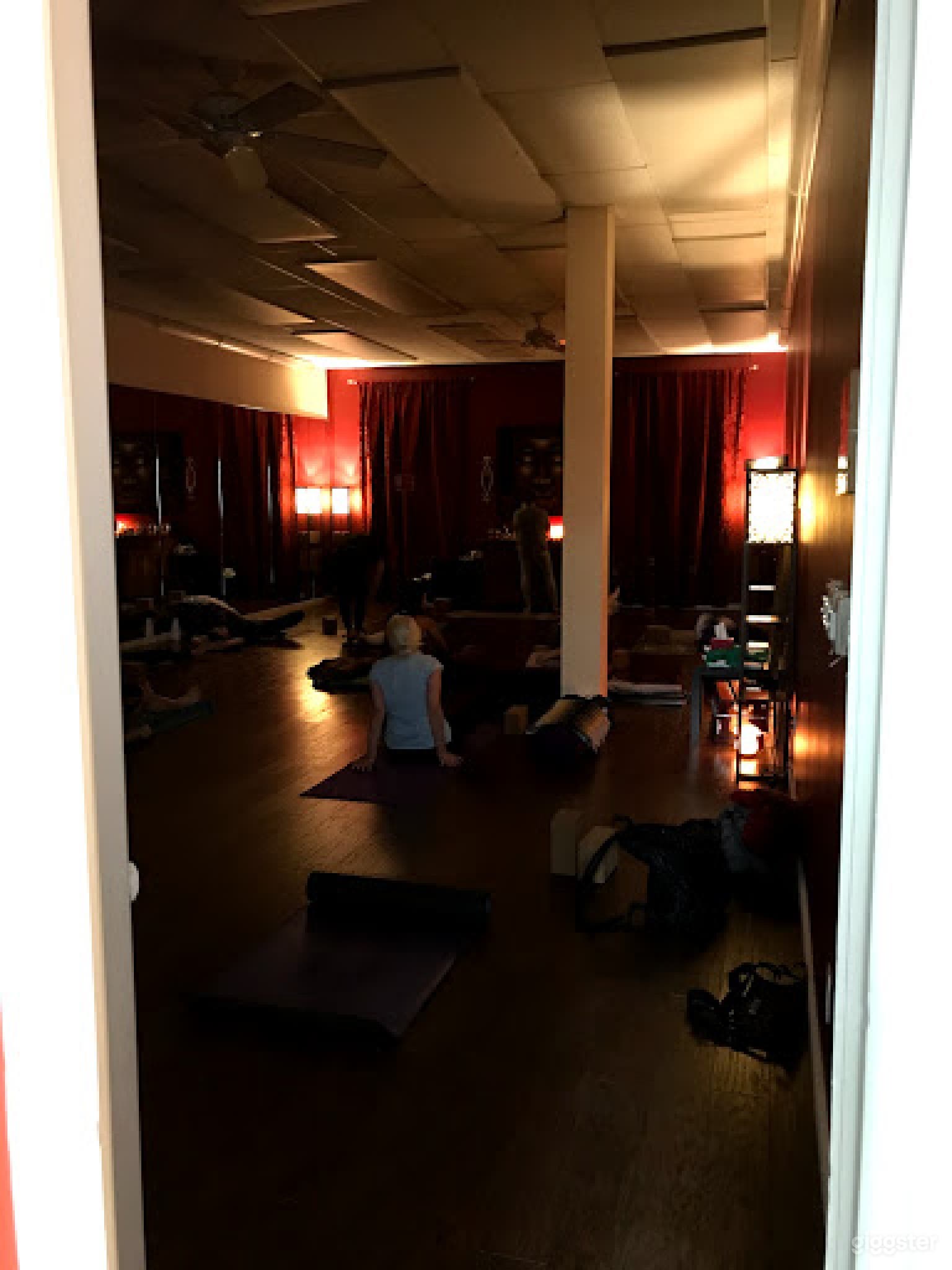 Cozy and Atmospheric Yoga Studio in New York Photo 3