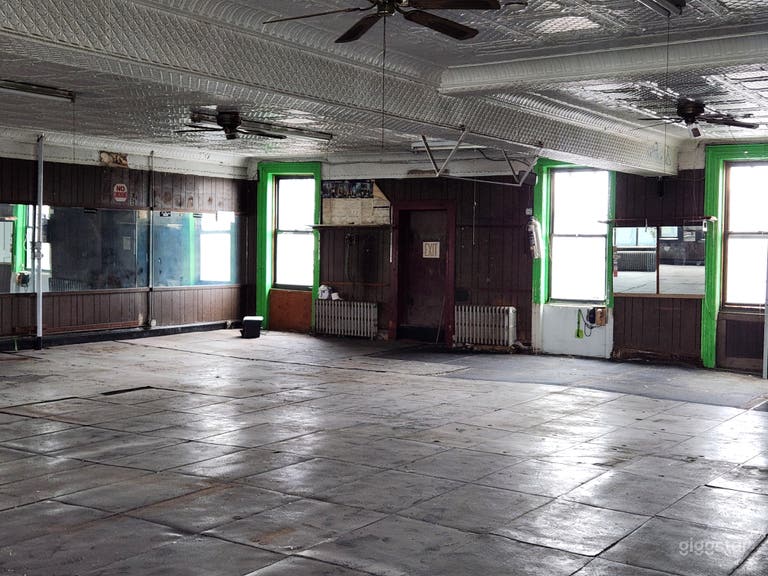  Abandoned Unique Space/Warehouse 