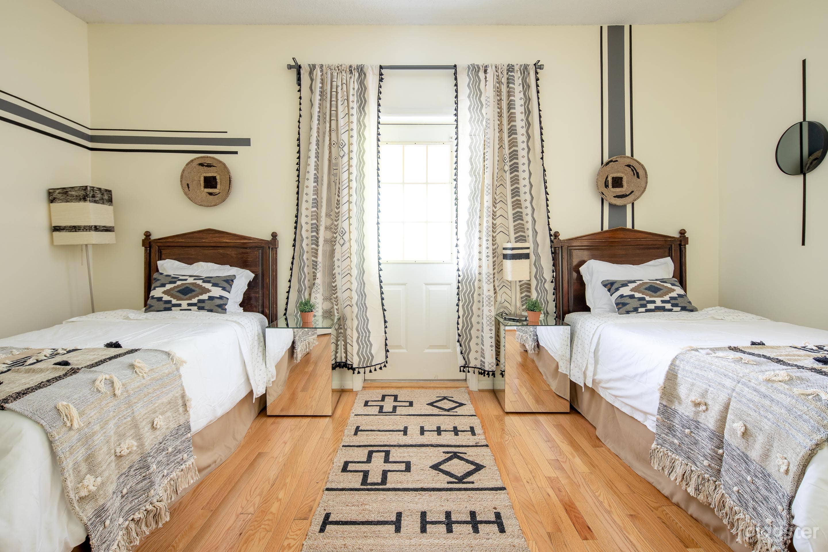 Swank Cabbagetown | Historic and Renovated Rental  Photo 2