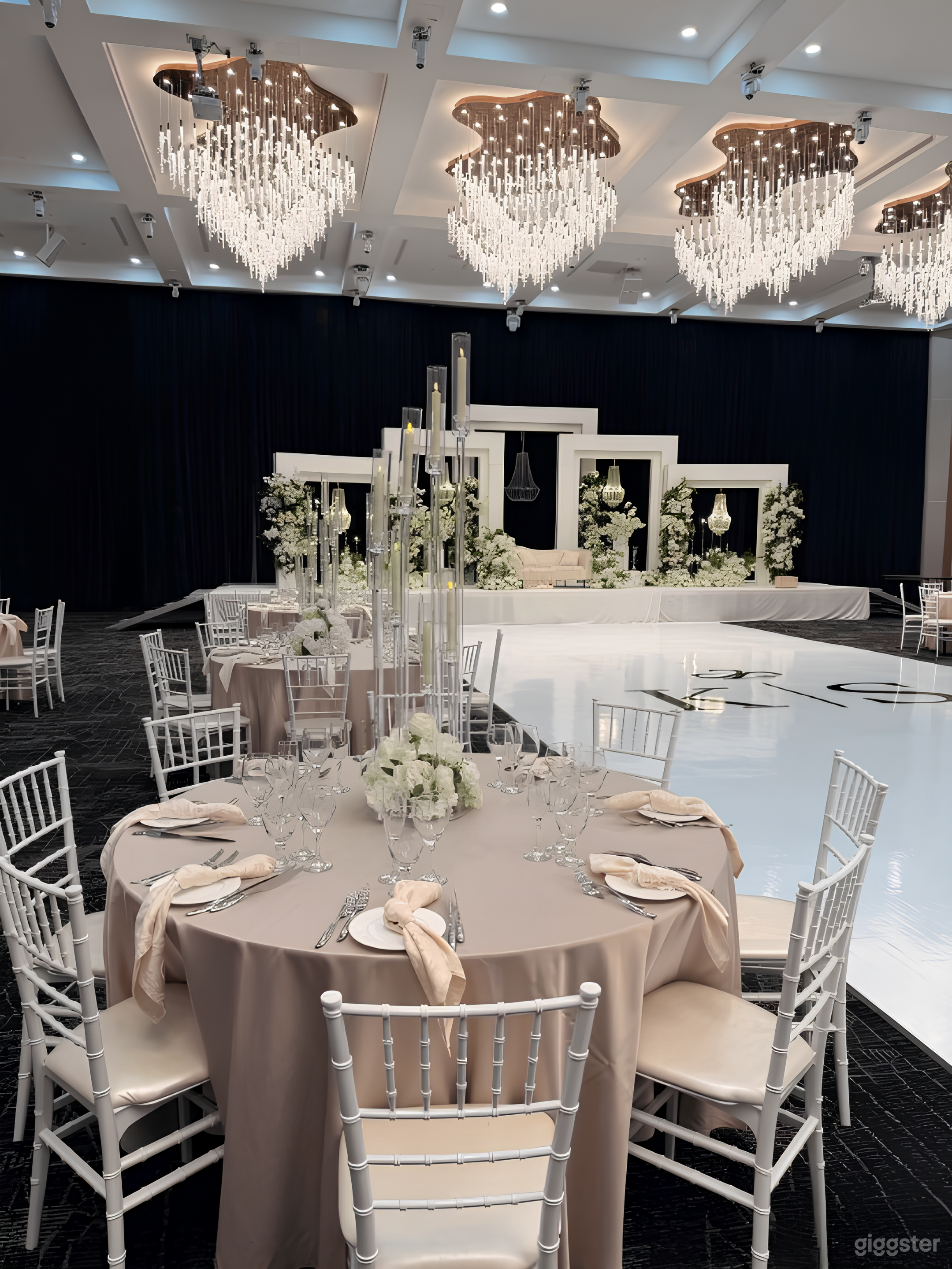 Eclipse – Elegant Ballroom & Event Venue Photo 3