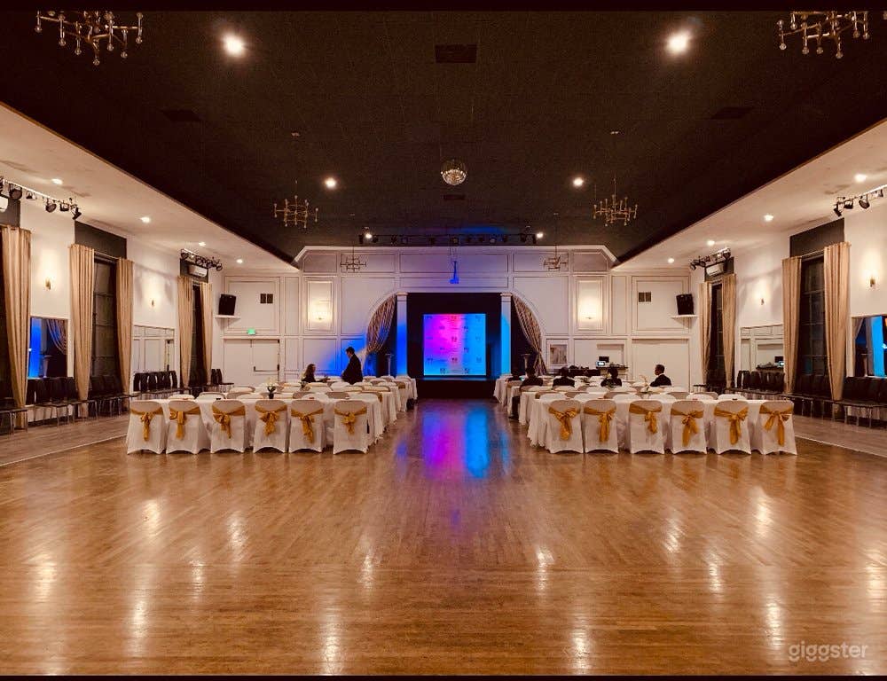 Spacious Historical Ballroom Venue Photo 1