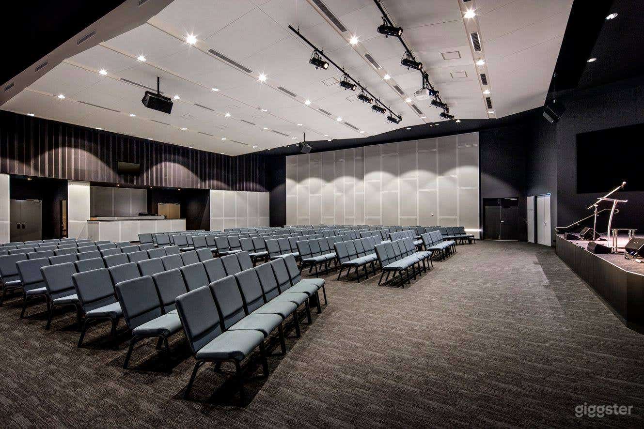 The Auditorium Photo 4