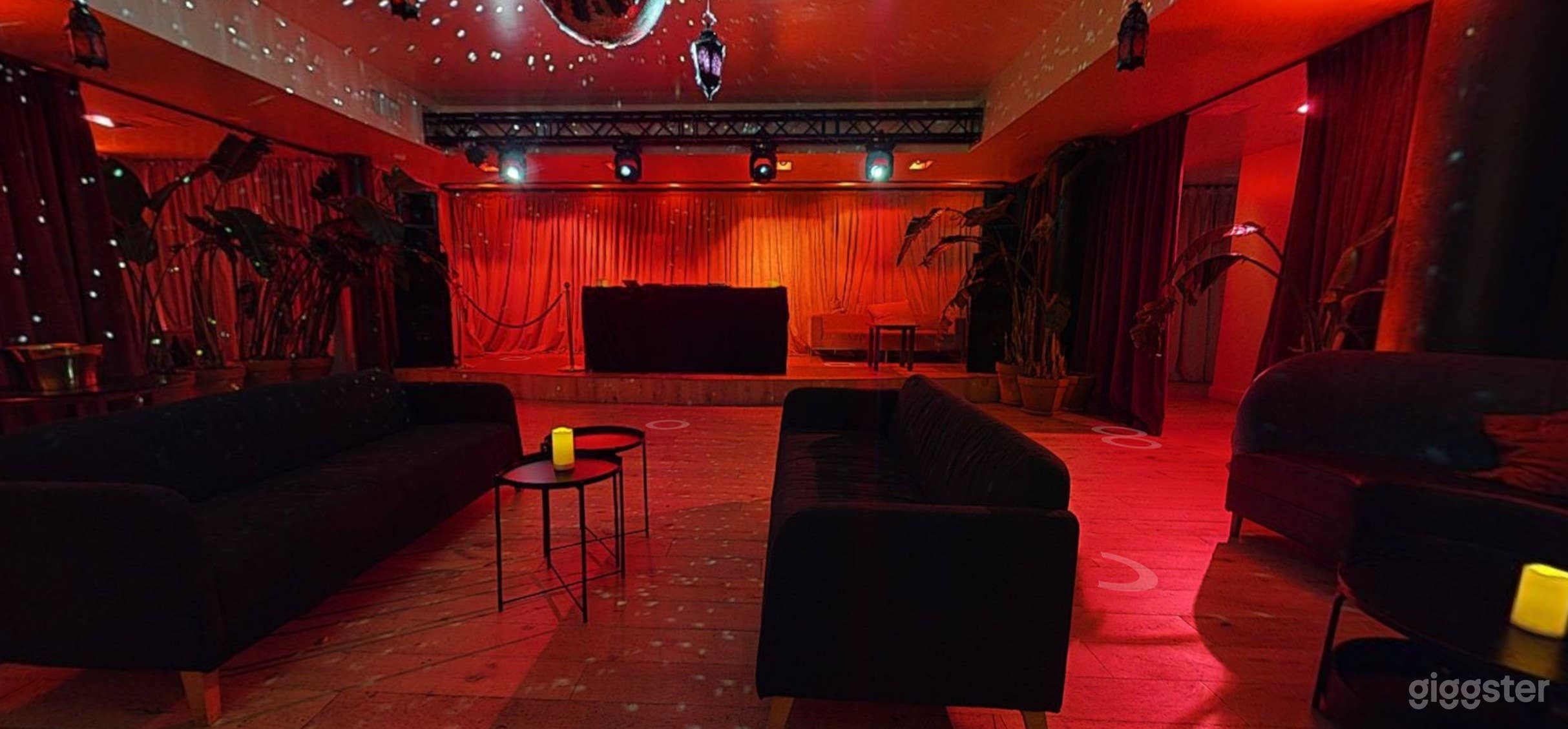 Main Lounge – Sleek, Mood-Lit Event Space with Plush Seating Photo 4