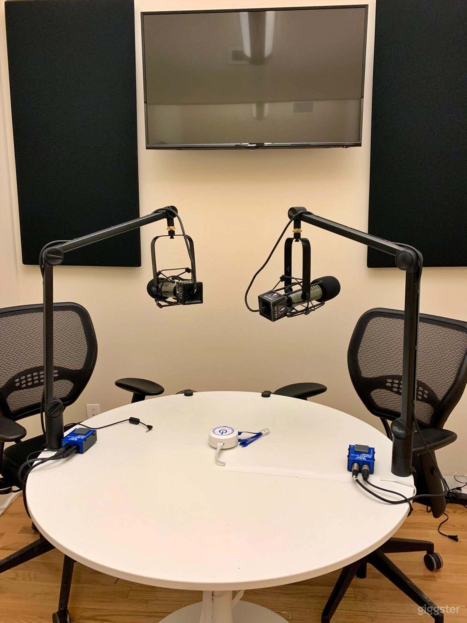 Podcast Recording Studio in New York Photo 4