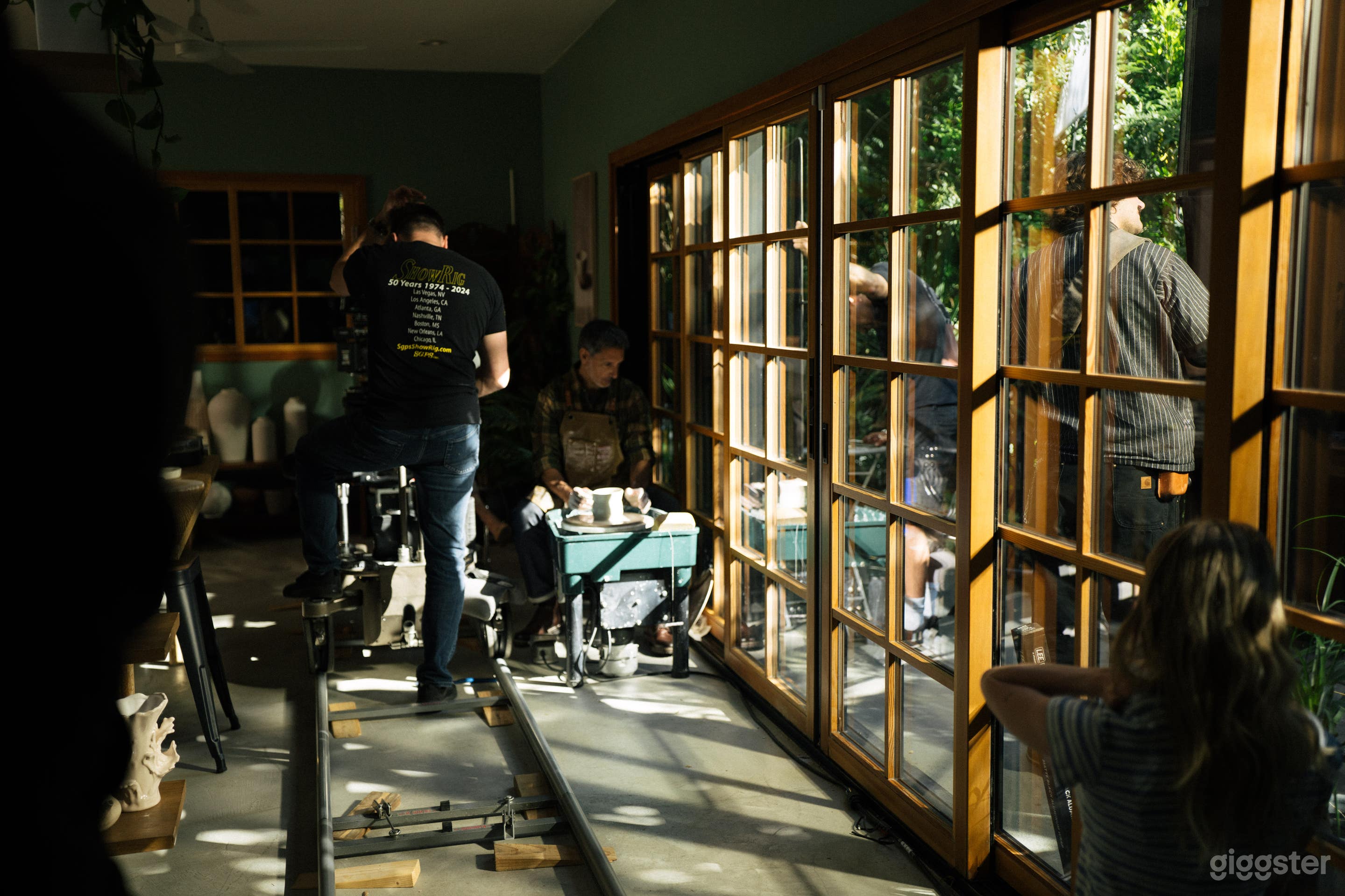 32 x 10 foot sunroom / studio in Silverlake w outside deck Photo 1