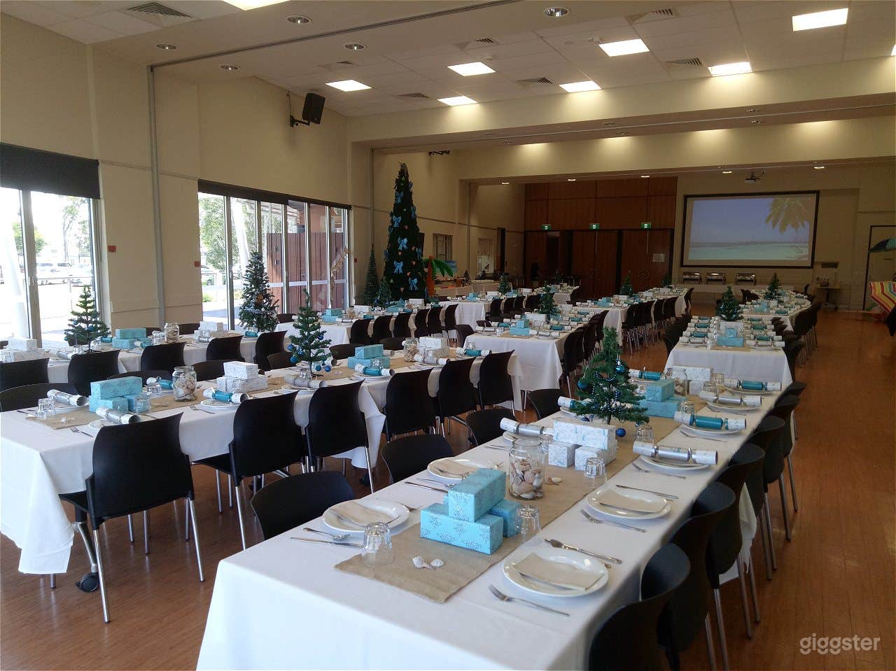 Spacious Main Hall with Scenic view Photo 3