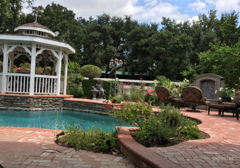  Gentleman's Ranch Pool 