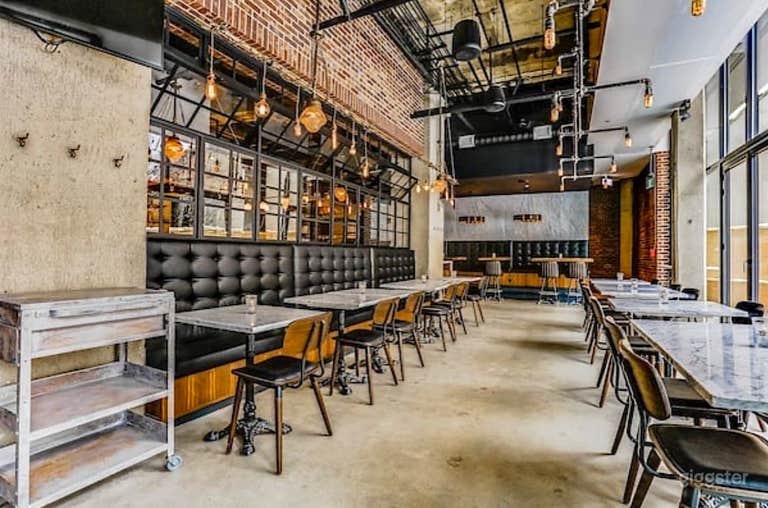  Upscale Italian Restaurant in Edmonton 