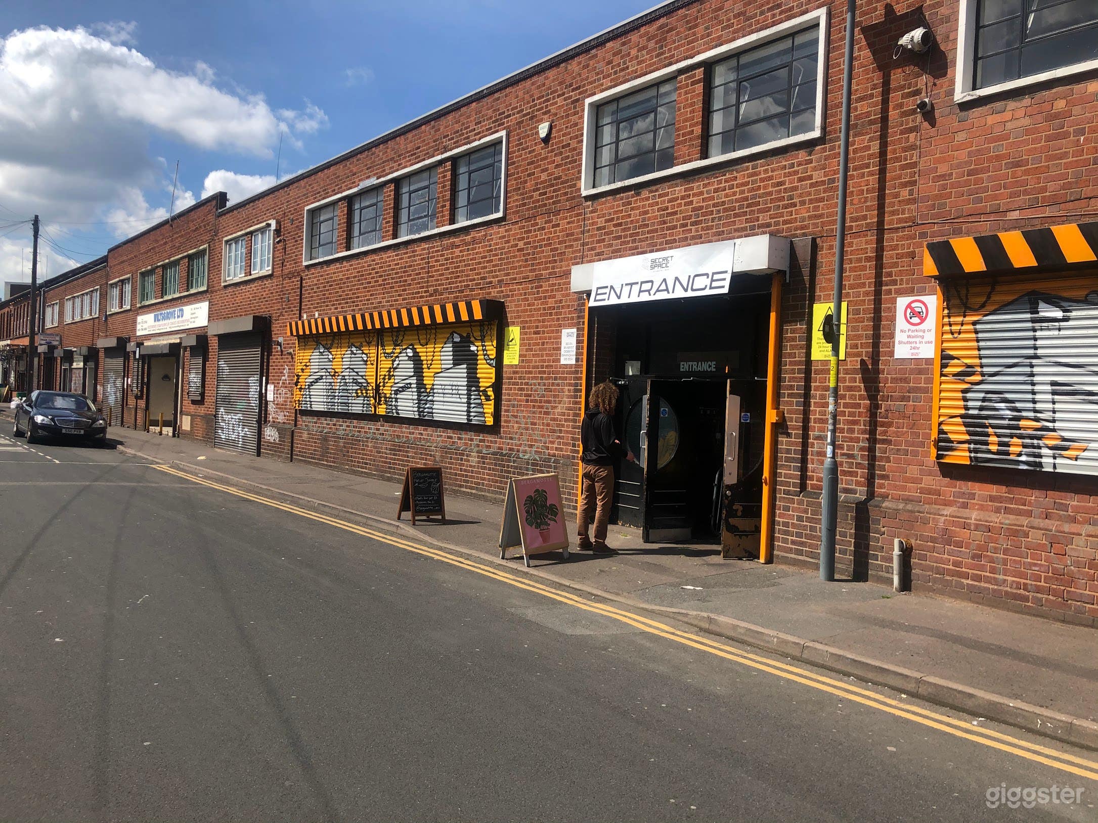 Reception Bar for 300 in Digbeth Secret Space  Photo 4