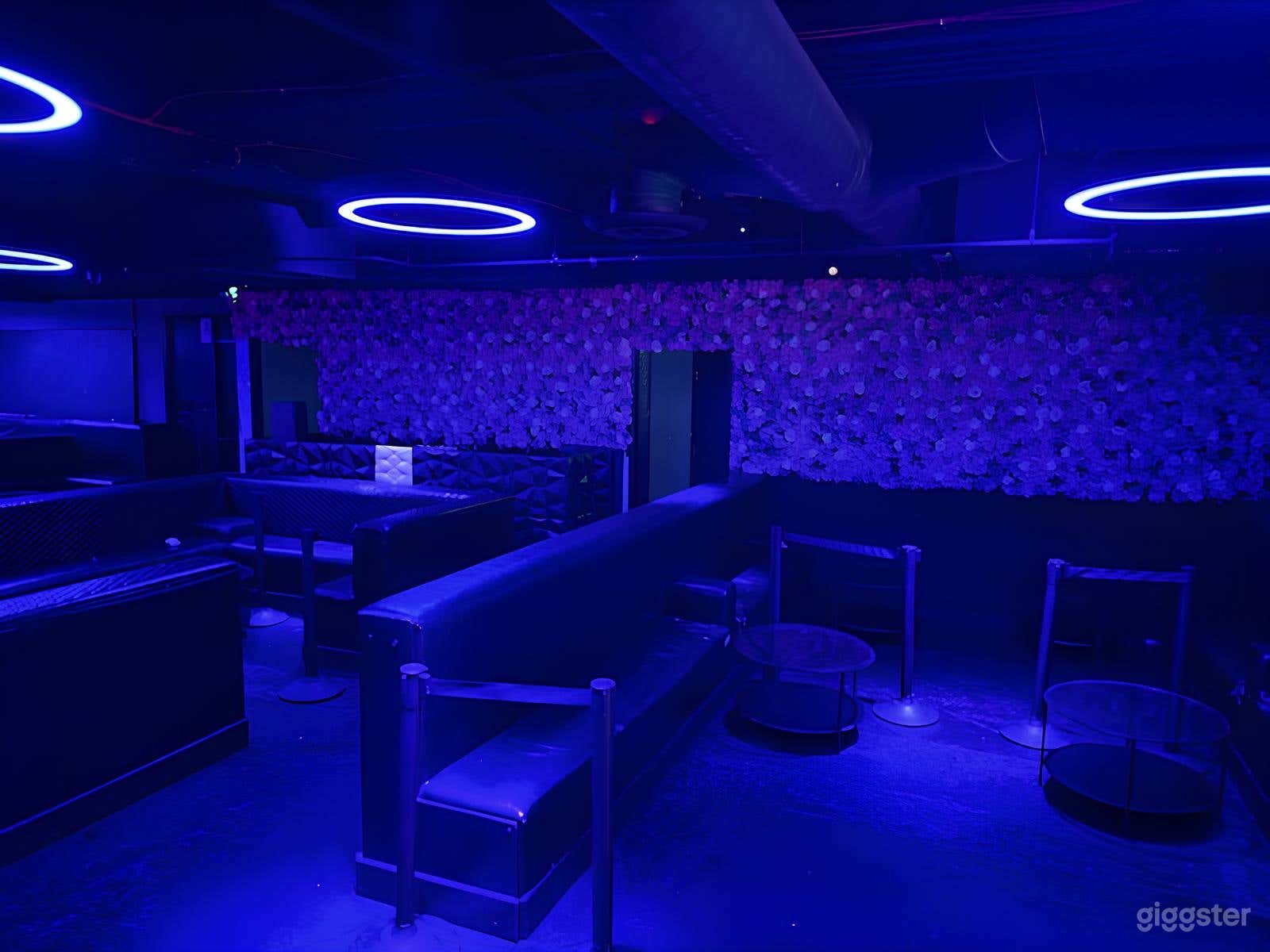 Stylish Lounge Bar – Section C Photo 2