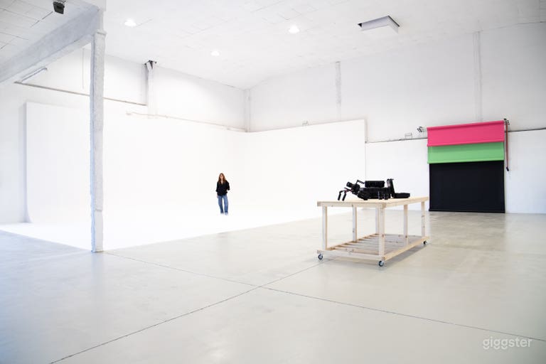  Estudio de Cine y Fotografía con Ciclorama 