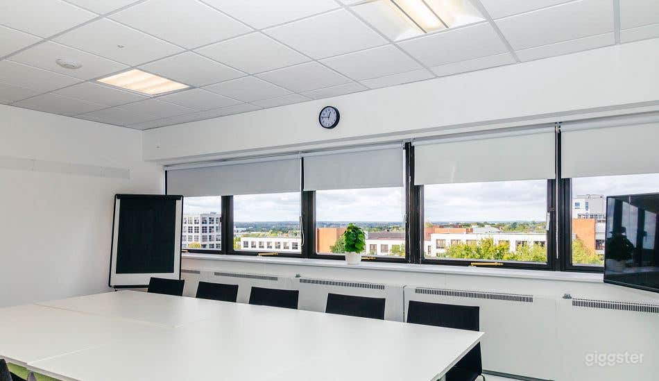 Avebury Boardroom in Milton Keynes Photo 1