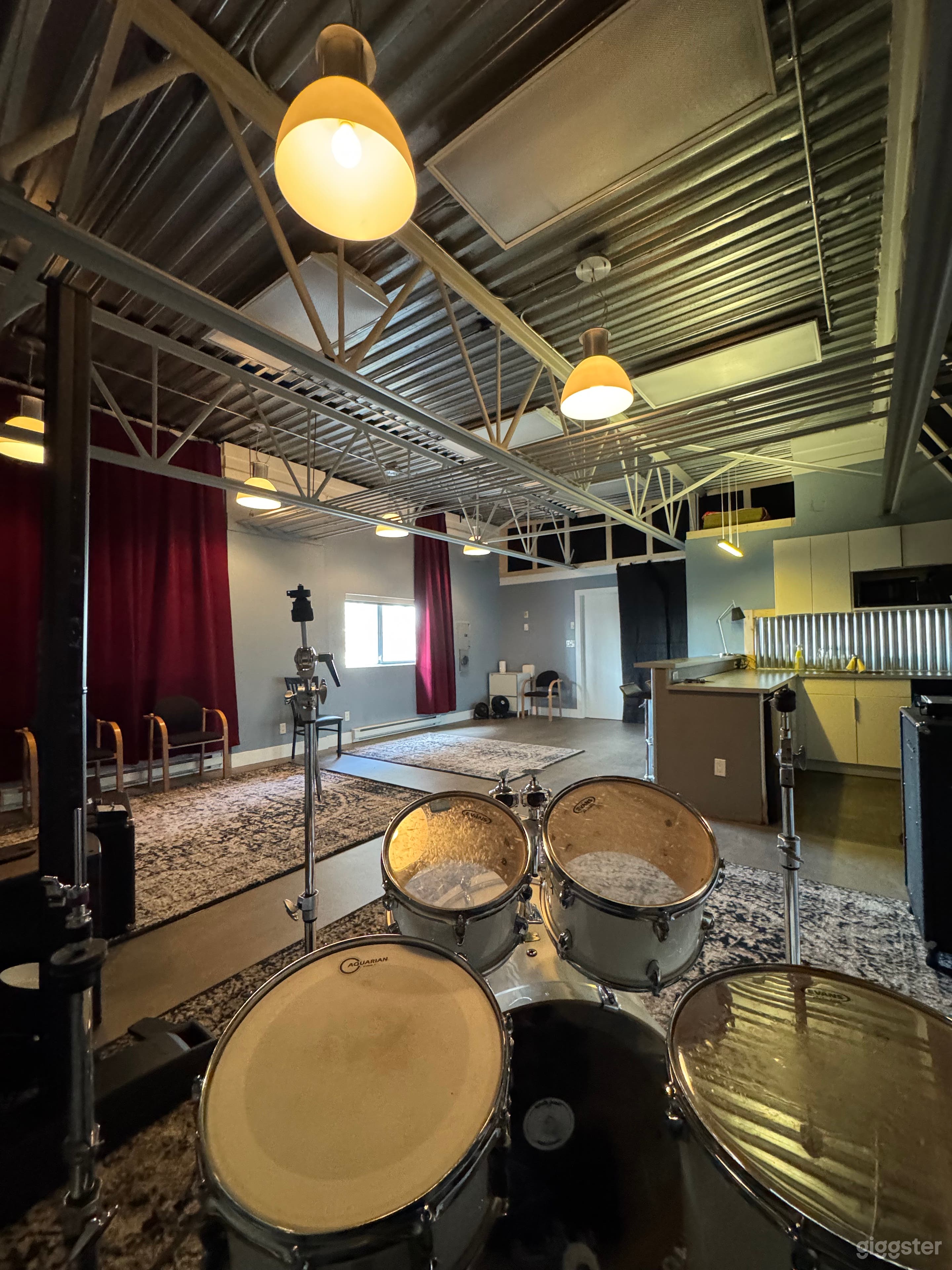 South Vancouver Live Music and Party Venue Photo 2