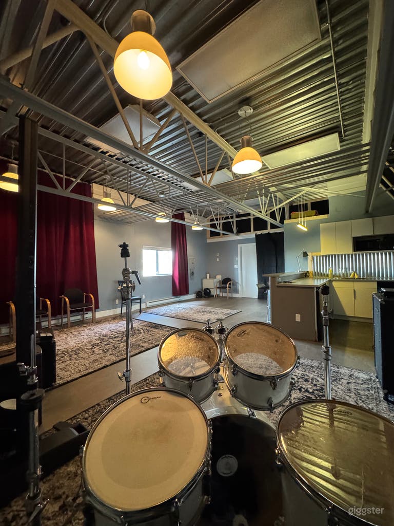  South Vancouver Live Music and Party Venue 