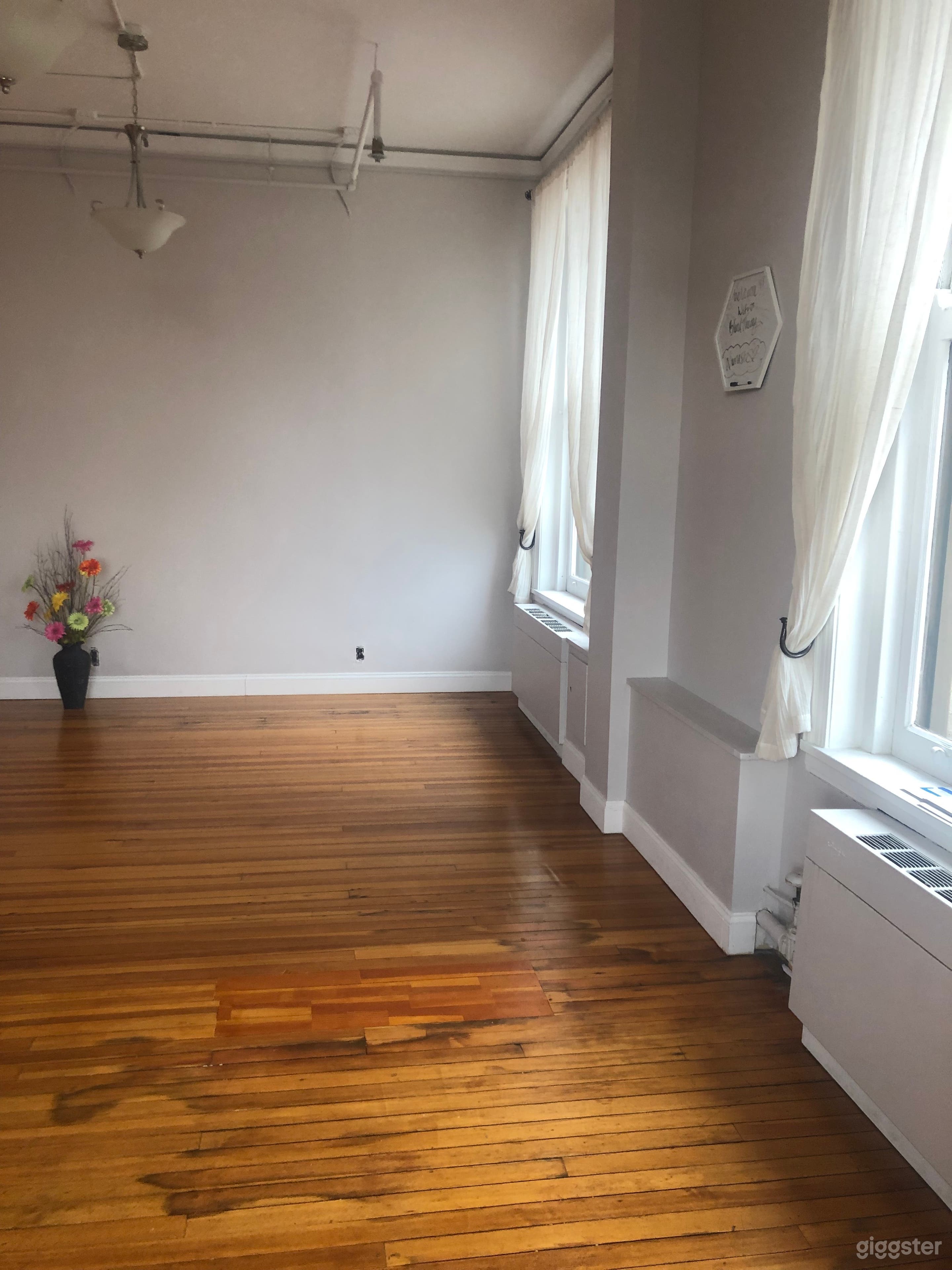 Beautiful Studio Space - Downtown Syracuse Photo 3