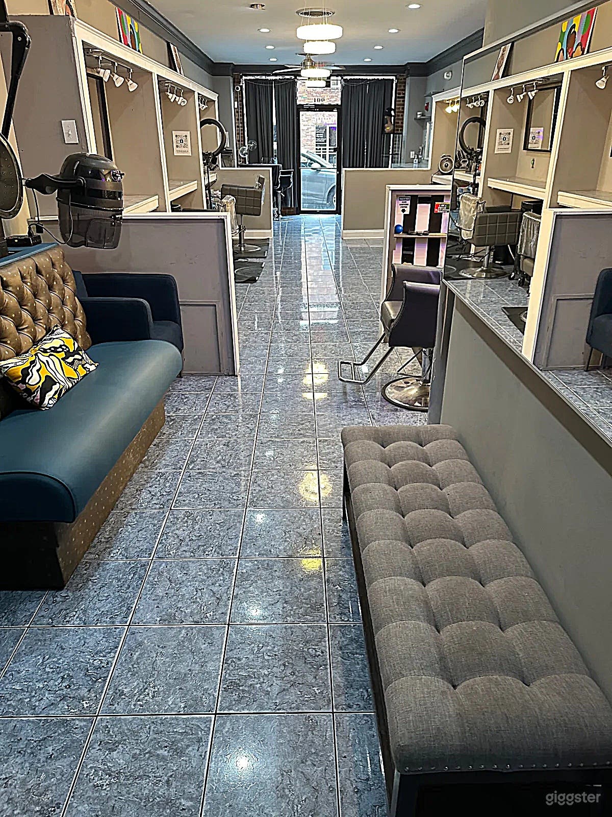 Spacious Upscale Salon for your Production Photo 4