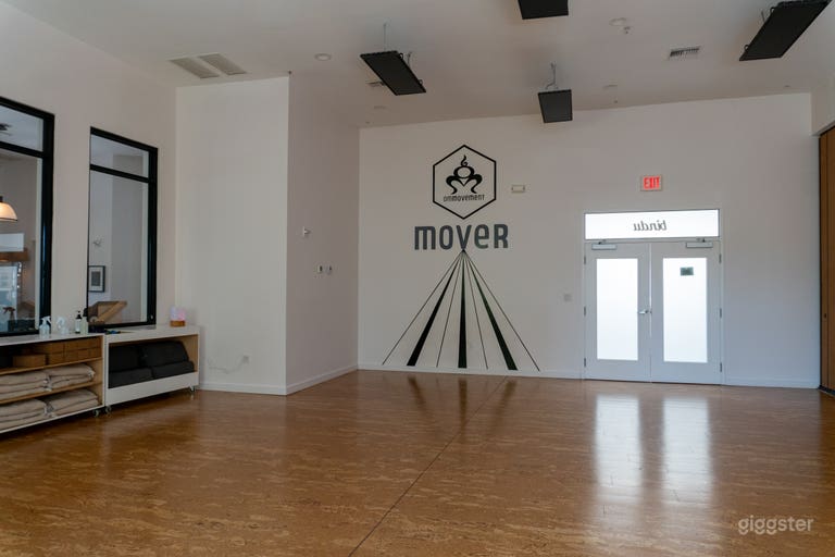  Entrance, Mural, Large Windows that face the entrance 