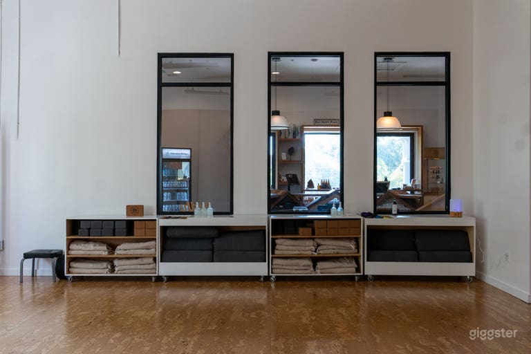  Side of the space that faces the entrance to the studio space 