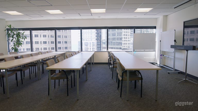  Sunset Beach: Spacious Meeting Space w/ City Views 