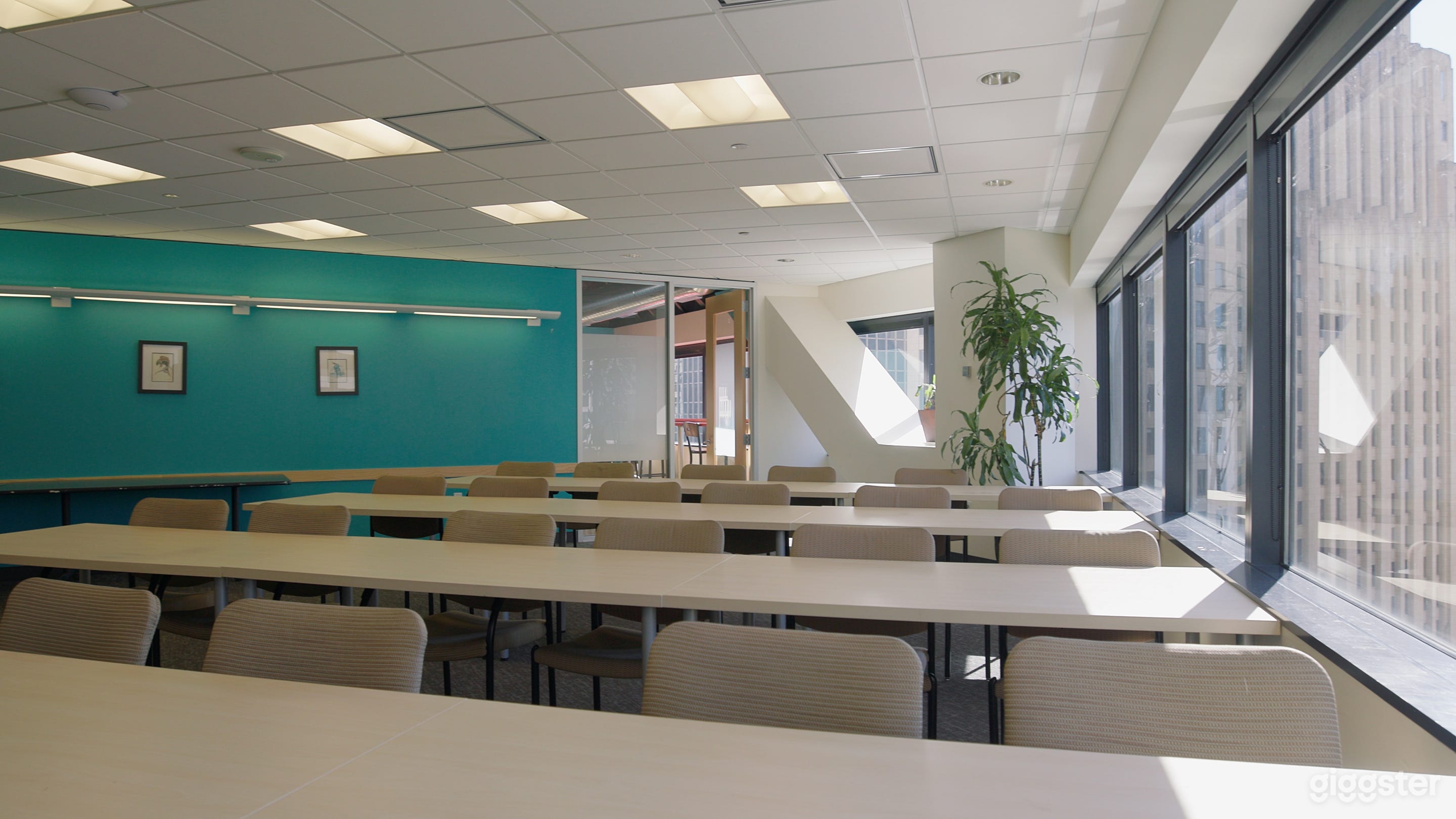 Sunset Beach: Spacious Meeting Space w/ City Views Photo 1