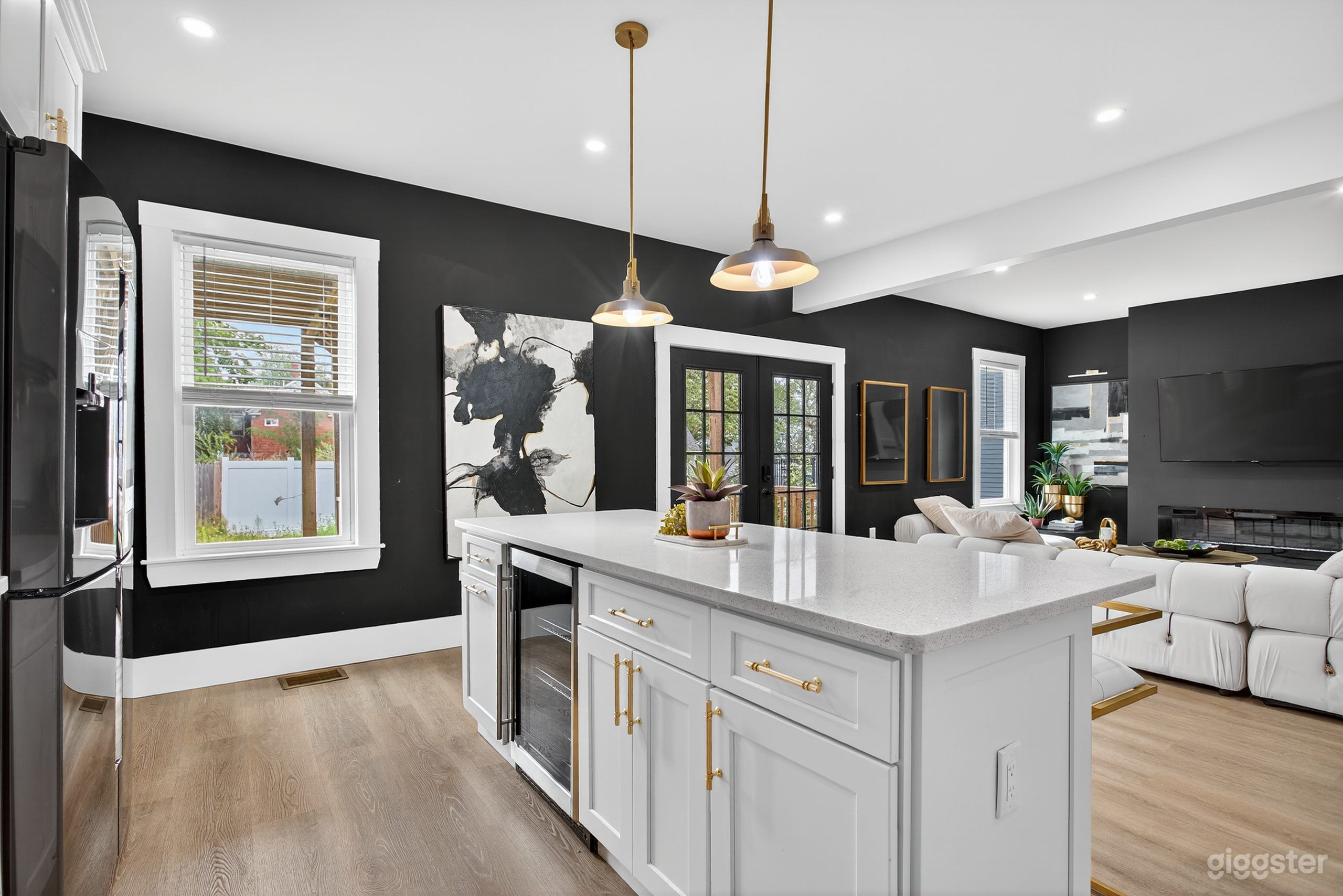 Modern victorian house in Boston Photo 4