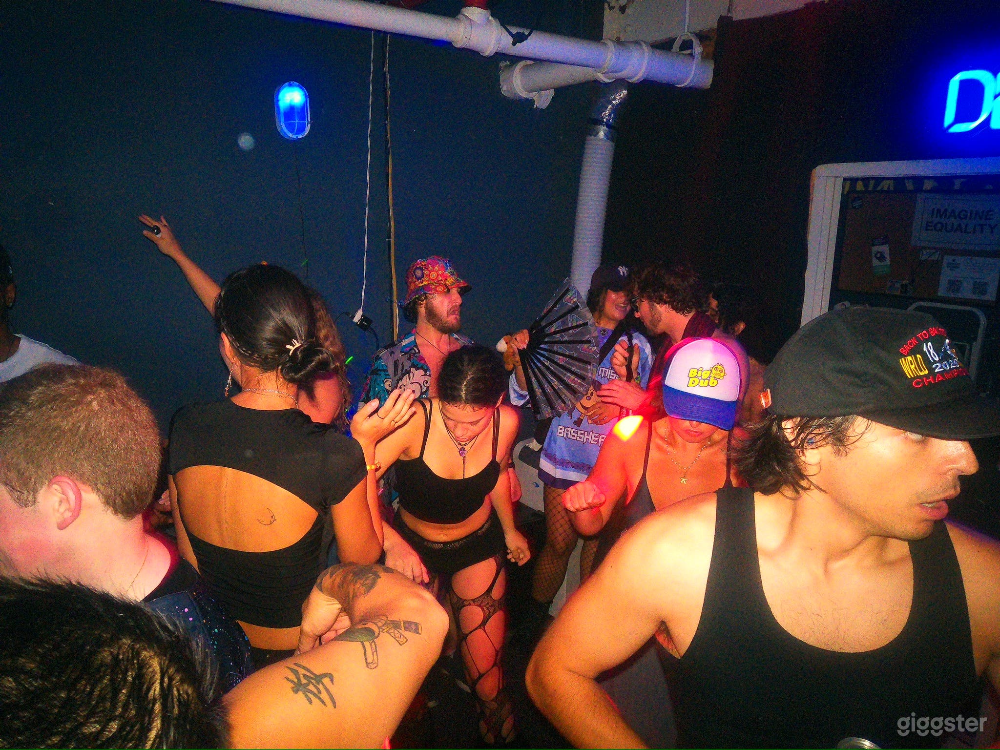 DJ Studio for Small Events, Practice Sessions, & Video Photo 2