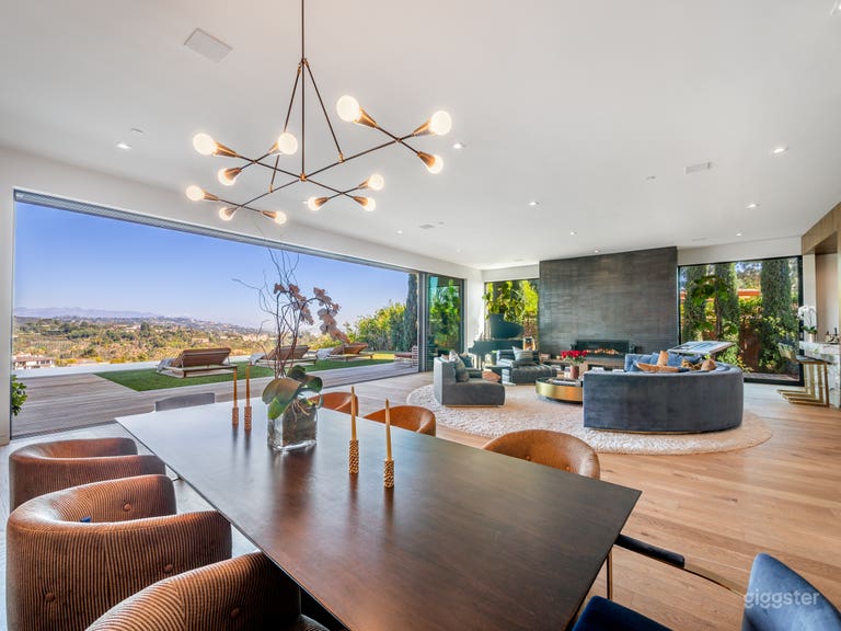  Bel-Air Estate w/ World-Class Views & Amenities 