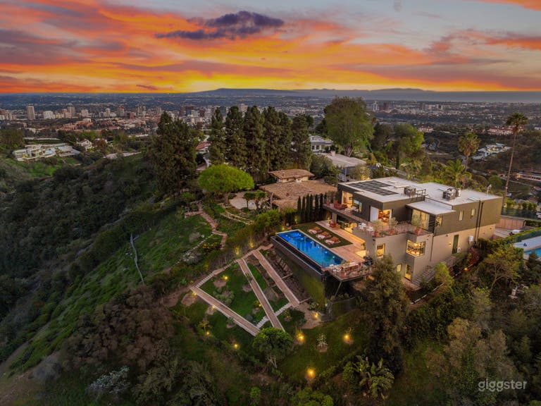  Bel-Air Estate w/ World-Class Views & Amenities 