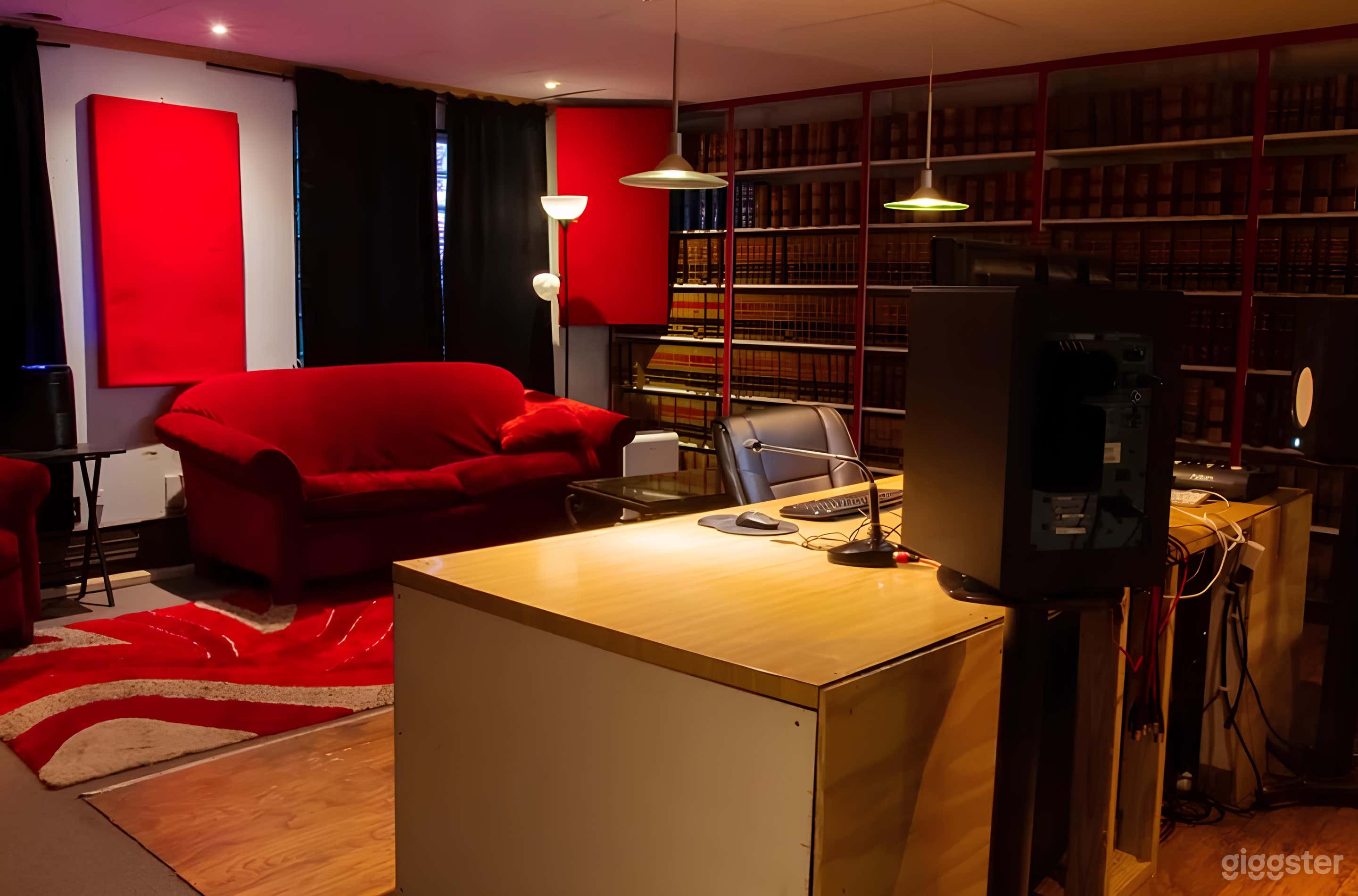 Vibrant Soundscape Studio in Aurora (Buyout) Photo 1