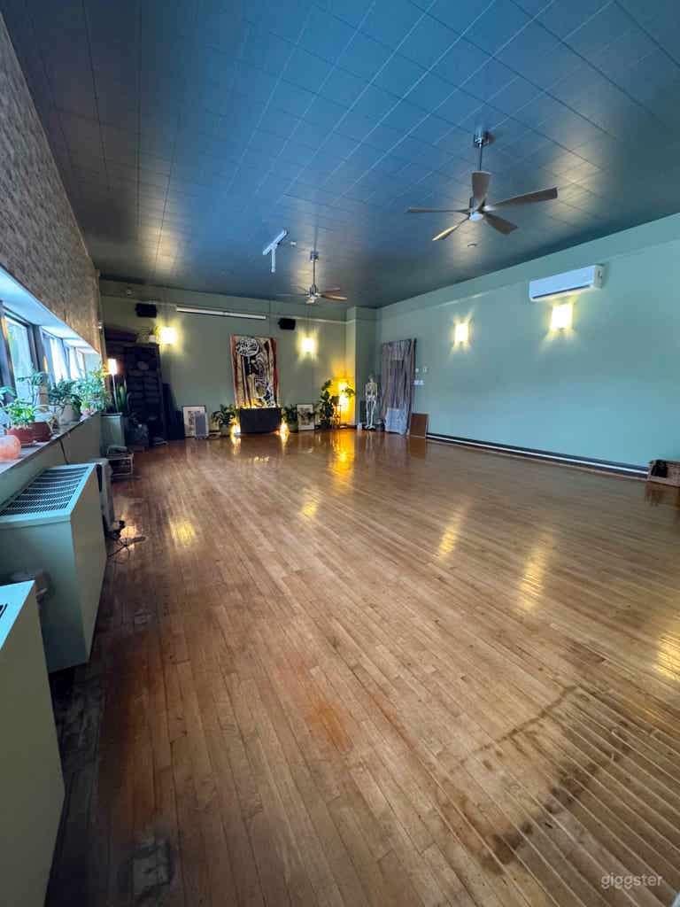  Serene Wellness Studio with Gym & Sunset Views 