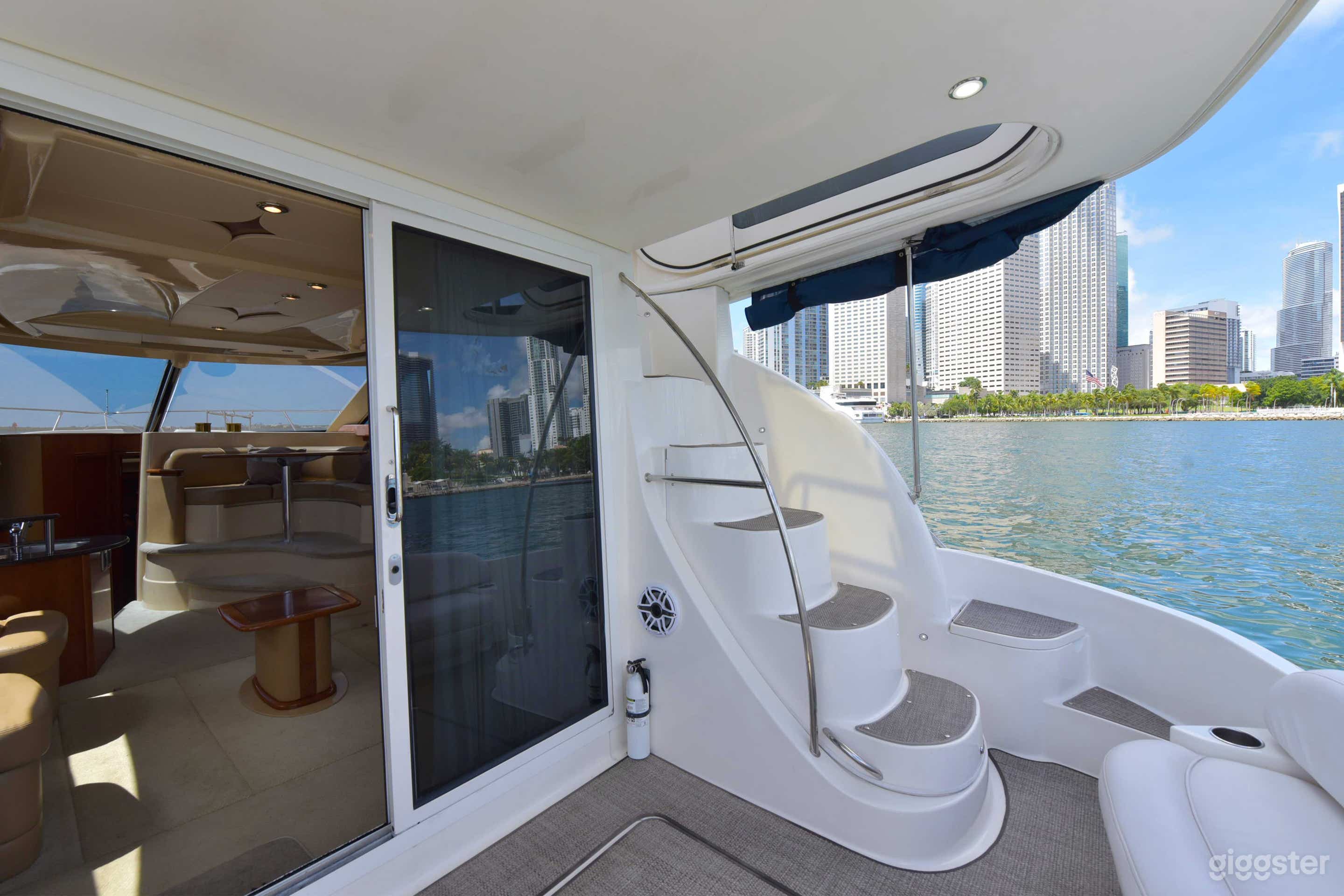 45’ MERIDIAN IRIS Yacht Photo 4