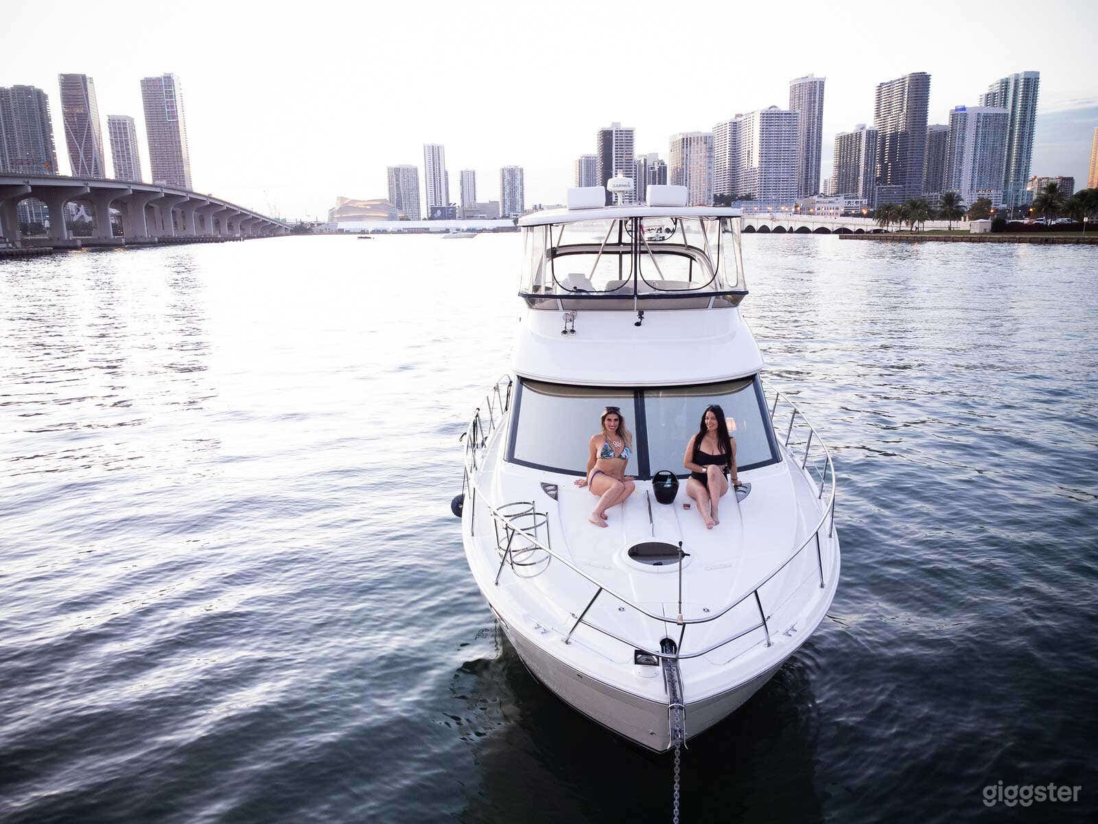 45’ MERIDIAN IRIS Yacht Photo 1