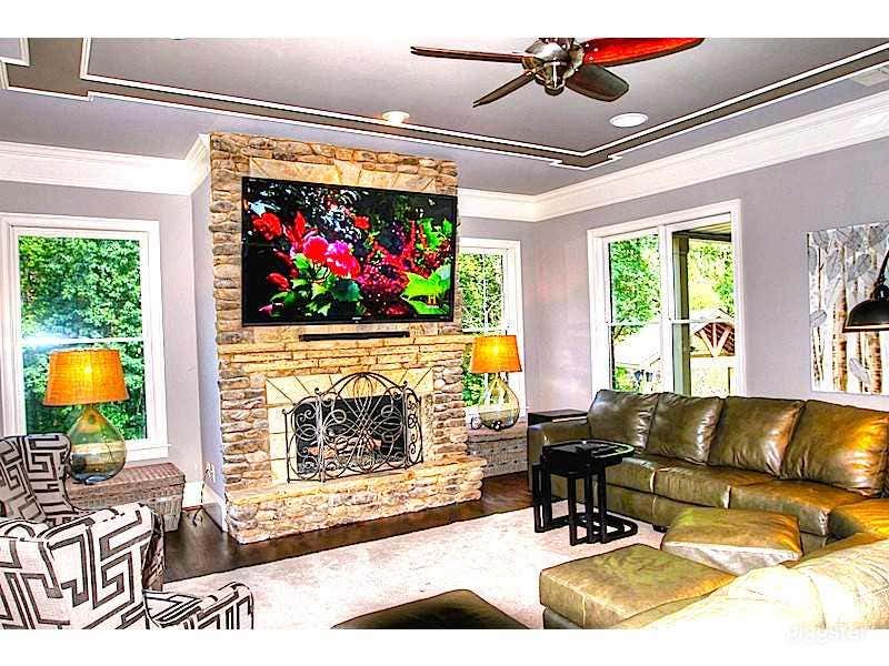 Sublime Luxury and Amazing Outdoor Living Photo 3