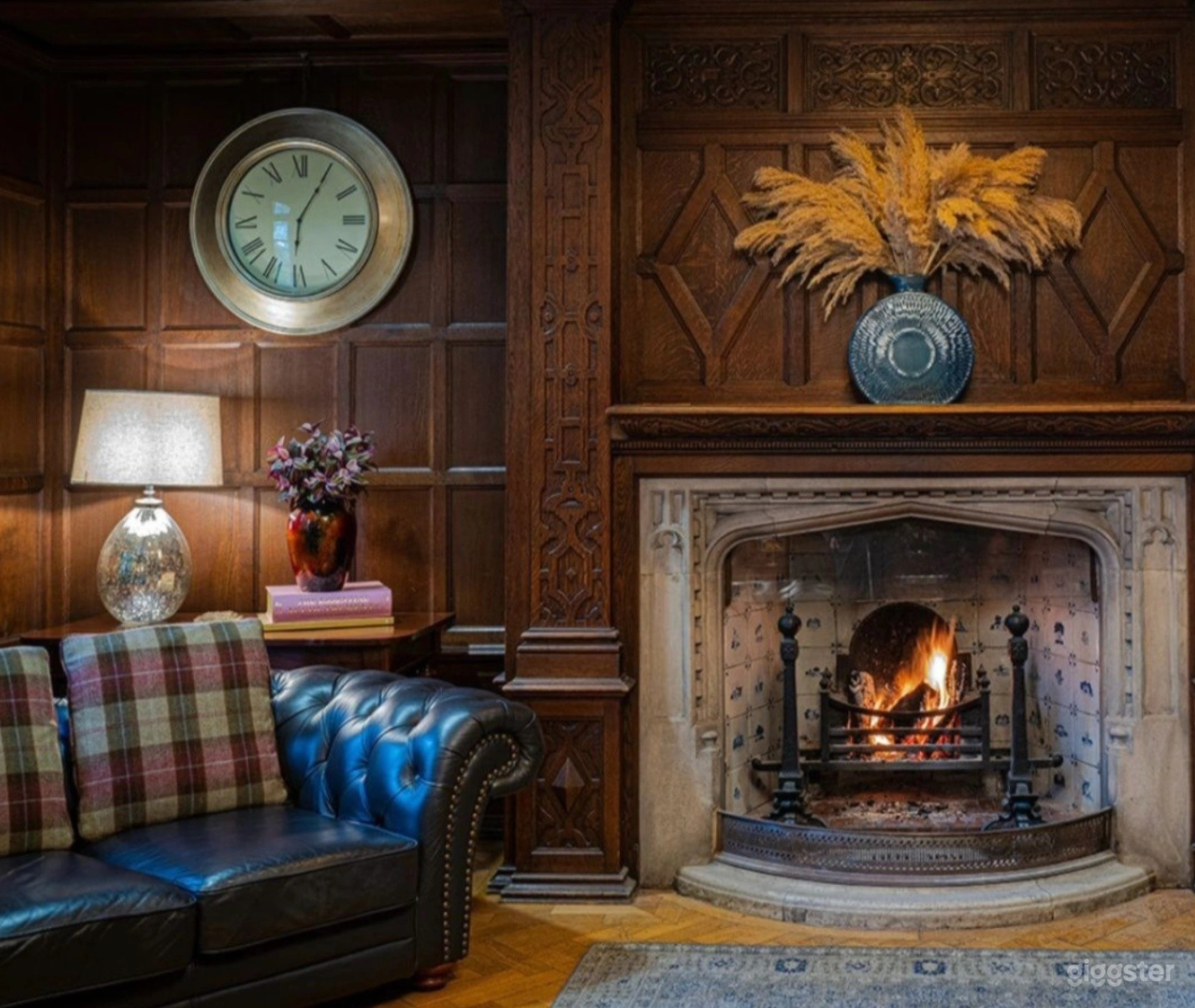 Relaxed Open Library Photo 2